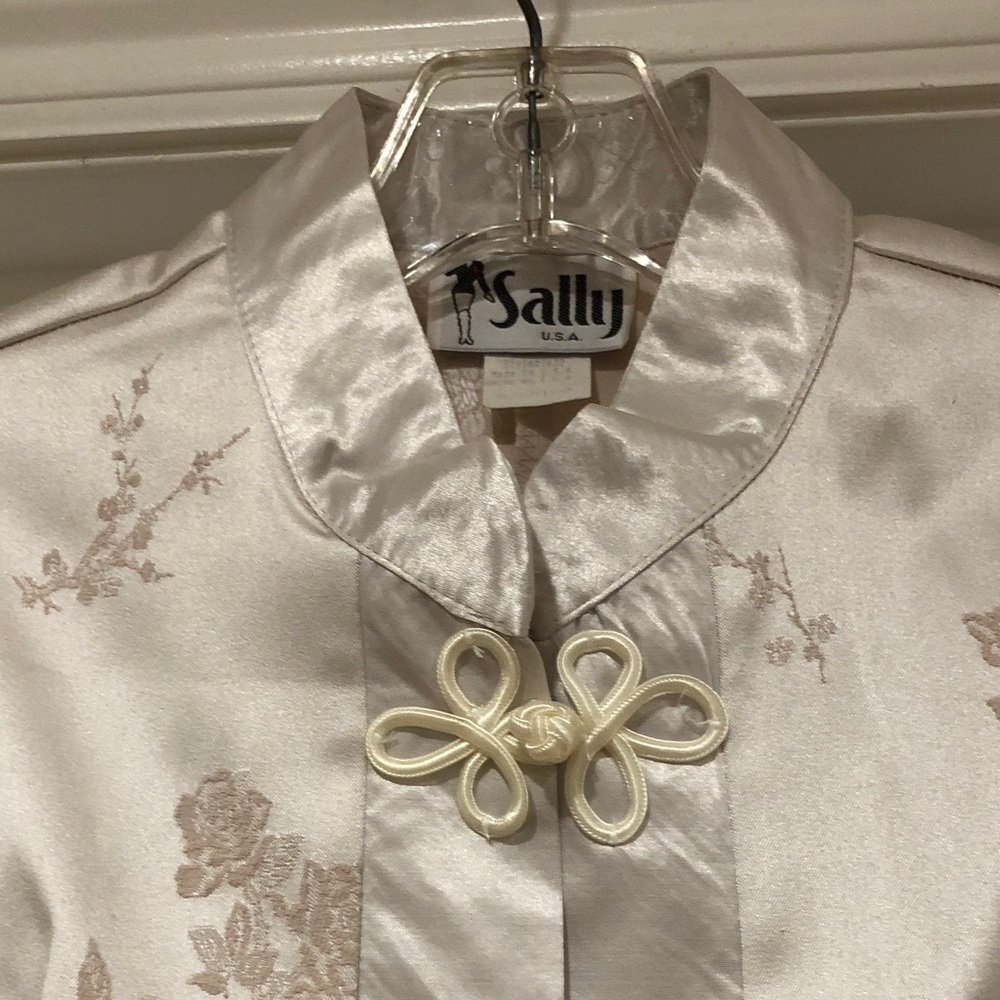 Sally USA Sleeveless Floral Satin Cheongsam Dress - Picture 4 of 17